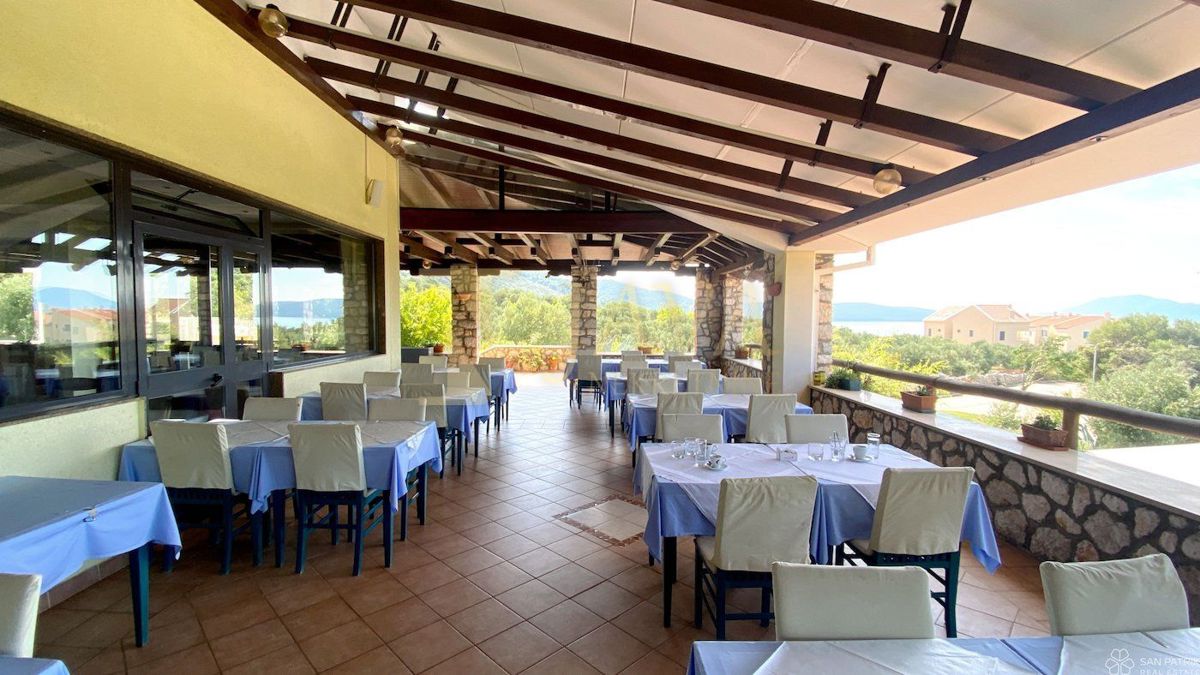 Poslovni prostor Martinšćica, Cres, 3.680m2