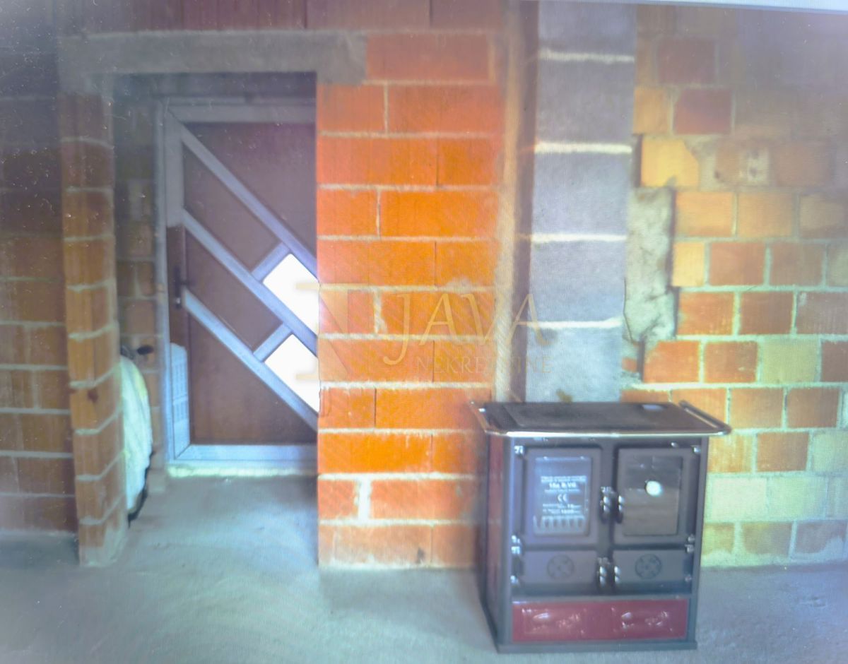 Hiša Crni Lug, Delnice, 186m2