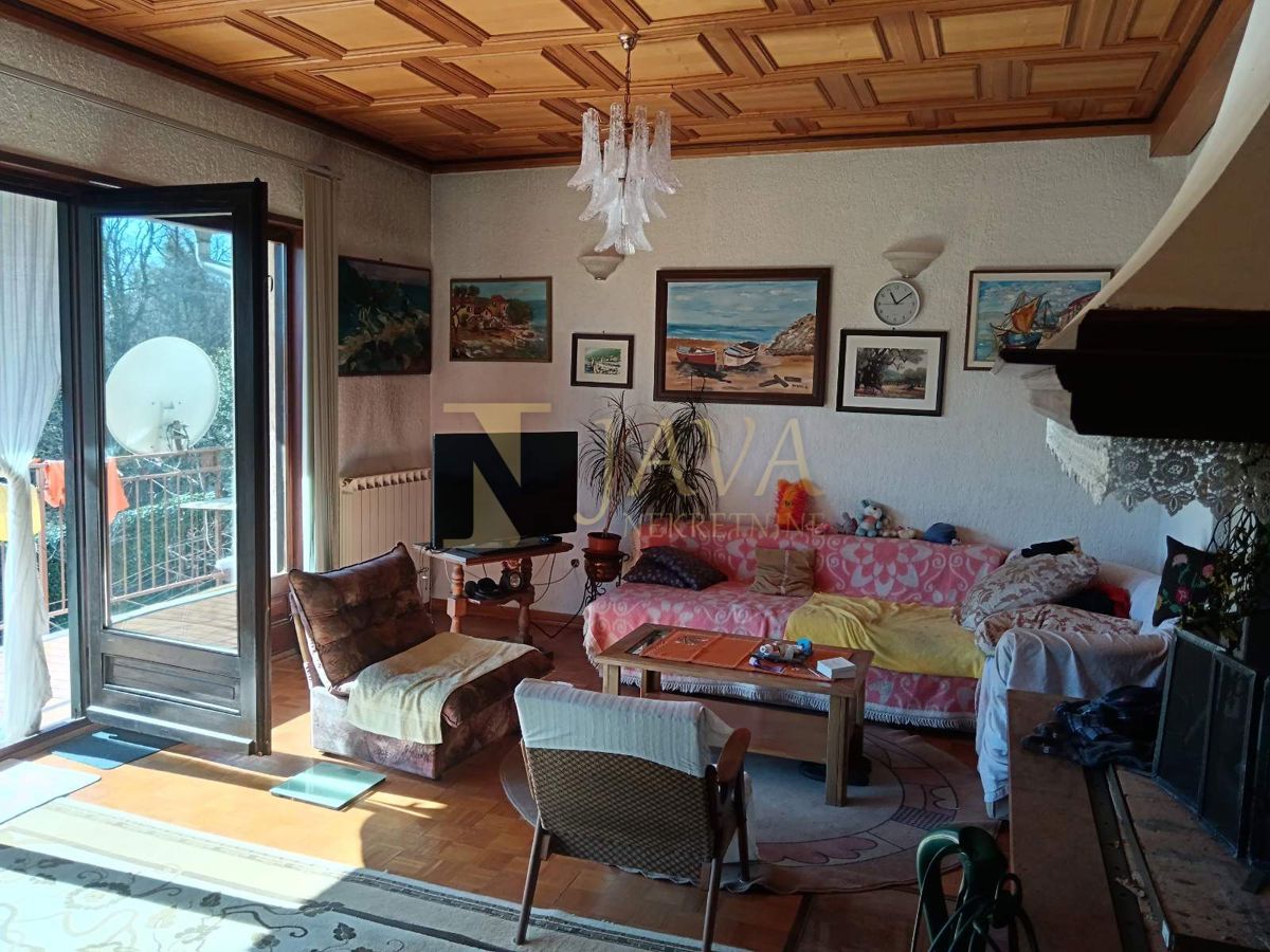 Hiša Matulji, 490m2