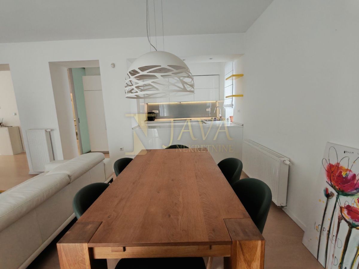 Stanovanje Donja Vežica, Rijeka, 183,44m2