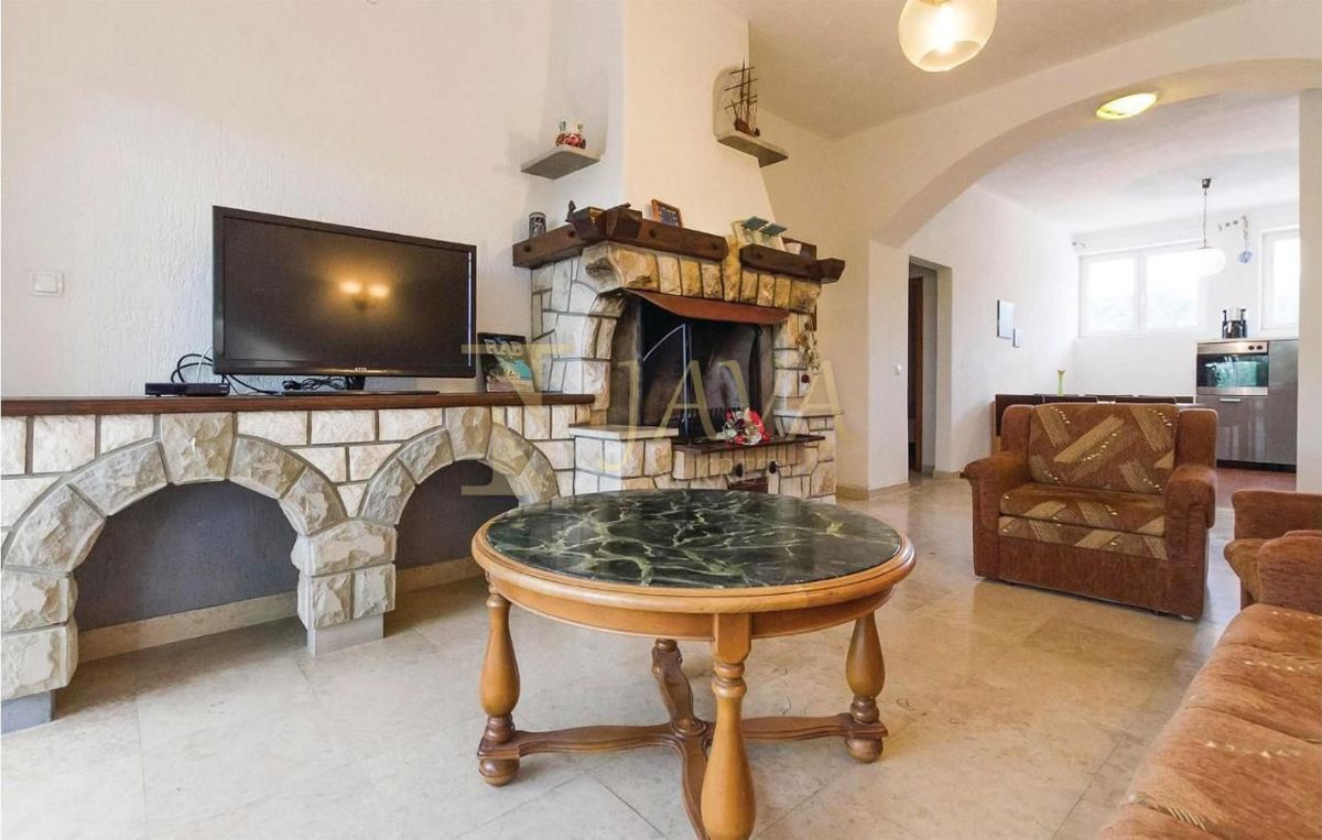 Stanovanje Barbat na Rabu, Rab, 75m2