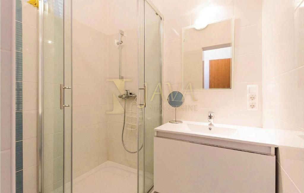 Stanovanje Barbat na Rabu, Rab, 75m2