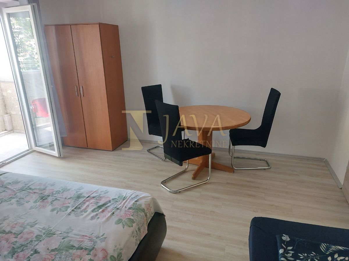 Stanovanje Kraljevica, 28m2