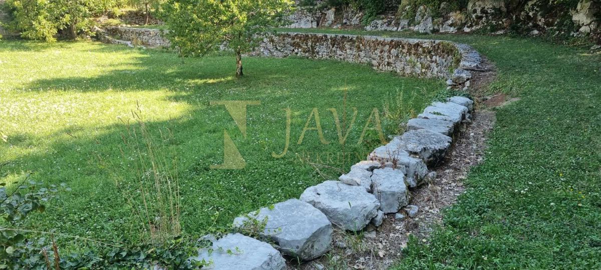 Zemljišče Jušići, Matulji, 4.122m2