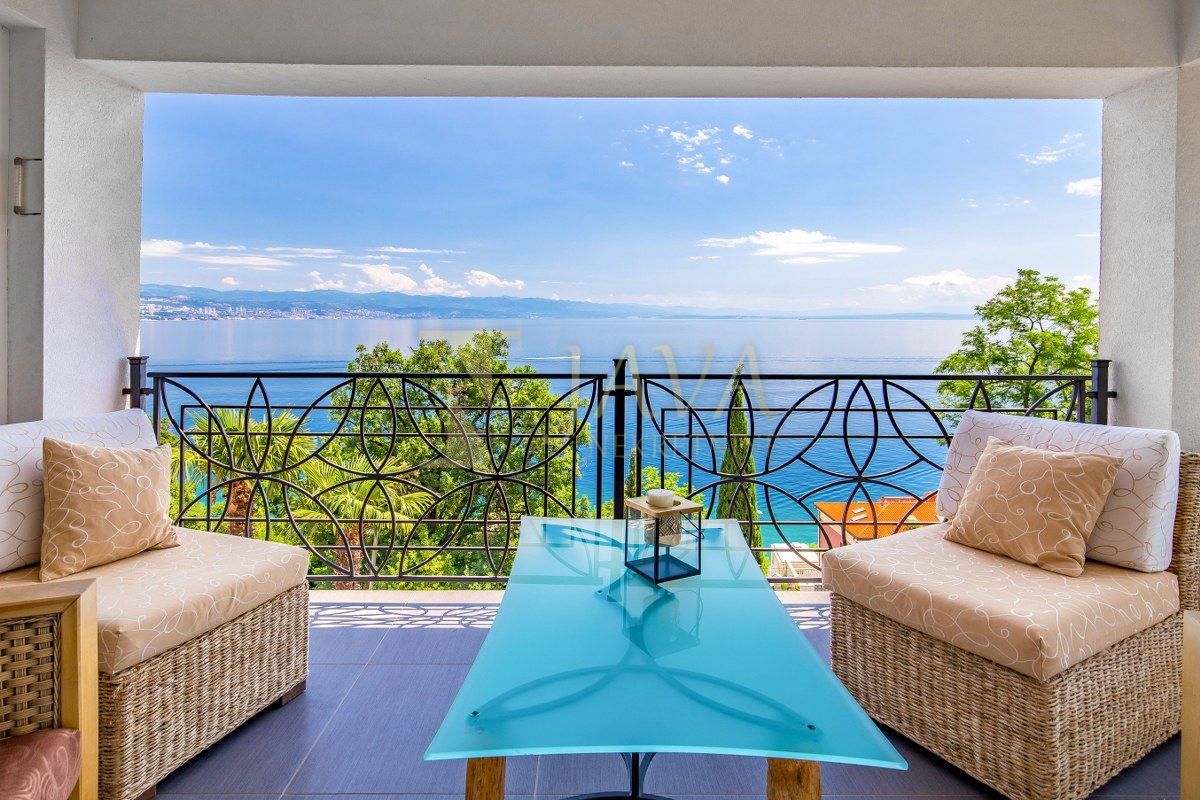 Stanovanje Opatija - Centar, Opatija, 222m2