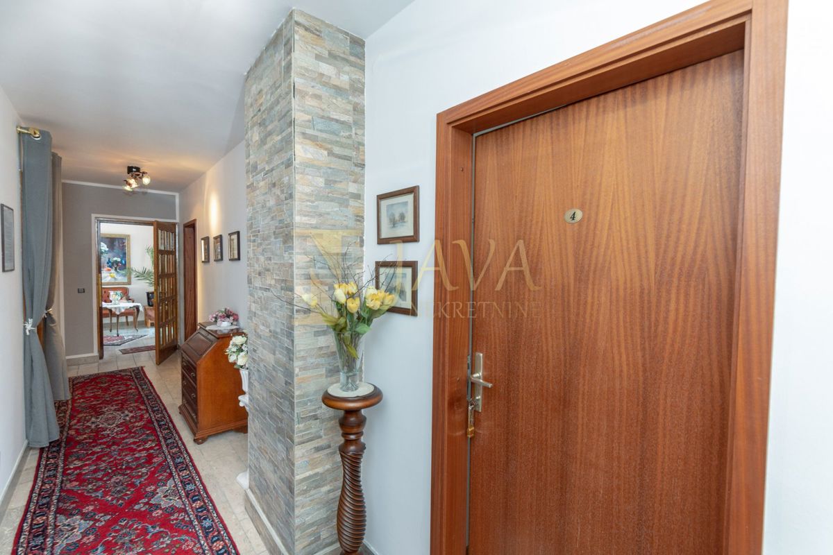 Hiša Selce, Crikvenica, 431,04m2