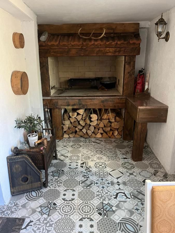 Hiša Komlenići, Vrbovsko, 130m2