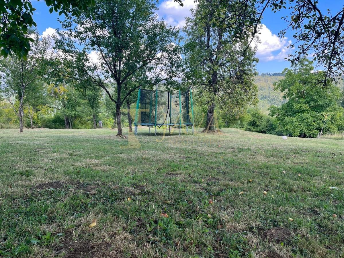 Hiša Komlenići, Vrbovsko, 130m2