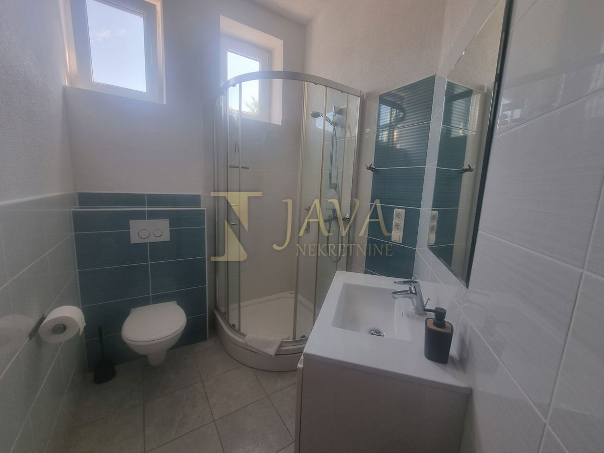 Stanovanje Barbat na Rabu, Rab, 75m2