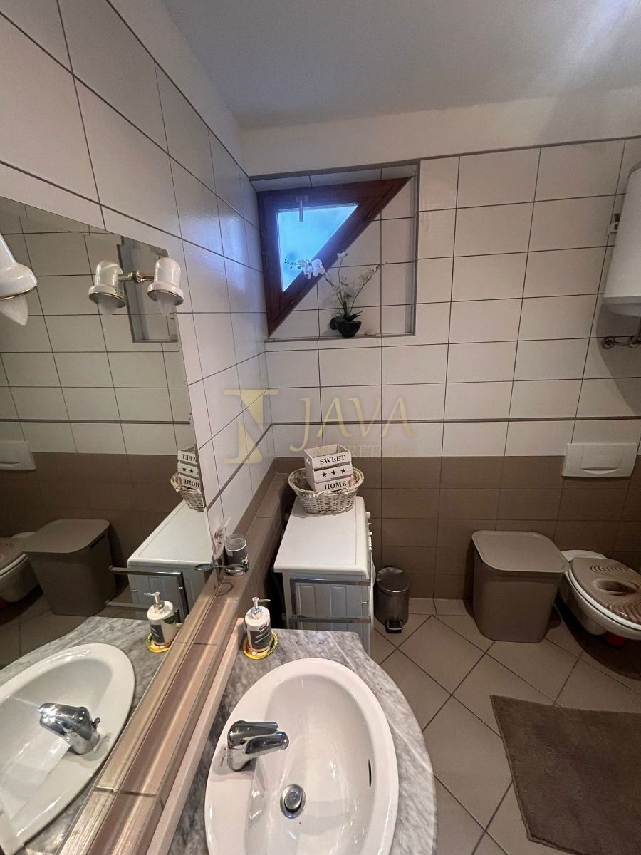 Stanovanje Kremenići, Malinska-Dubašnica, 74m2