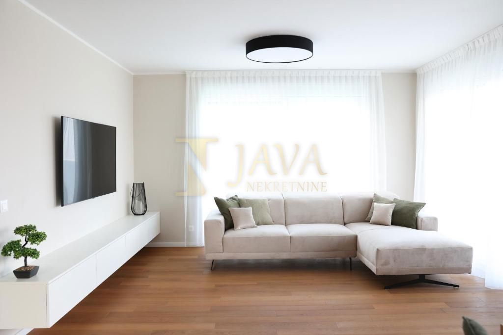 Hiša Šmrika, Kraljevica, 155m2