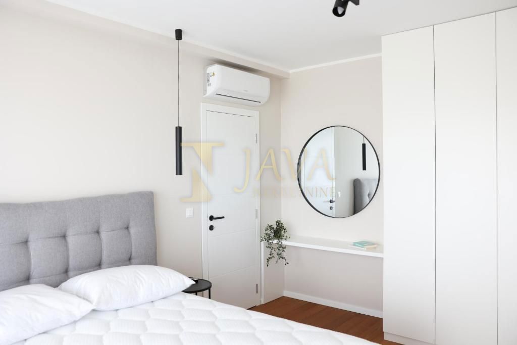 Hiša Šmrika, Kraljevica, 155m2