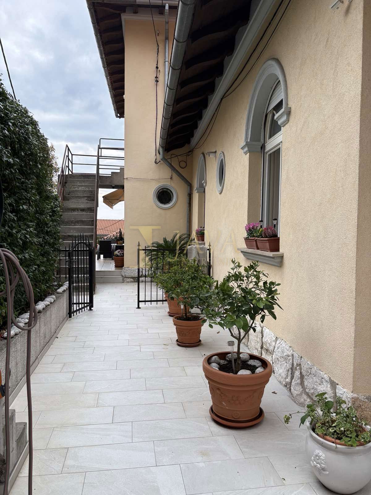 Stanovanje Pećine, Rijeka, 107,22m2