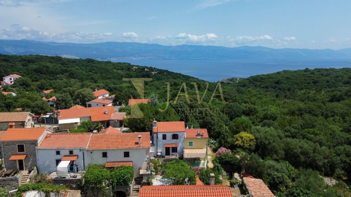 Risika, Vrbnik, 90m2