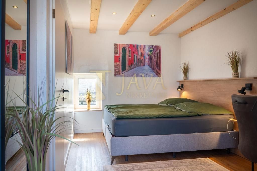 Hiša Valkarin, Poreč, 150m2