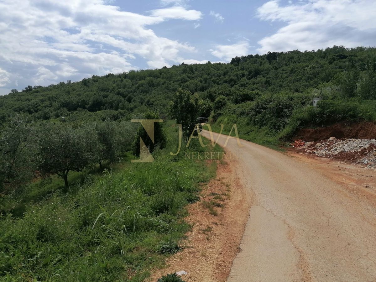 Hiša Rakotule, Karojba, 172m2