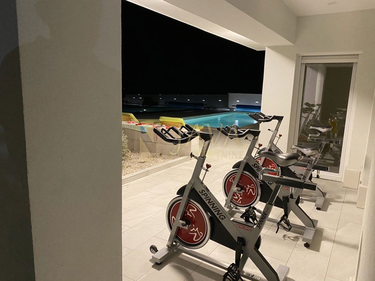 Hiša Bregi, Matulji, 300m2