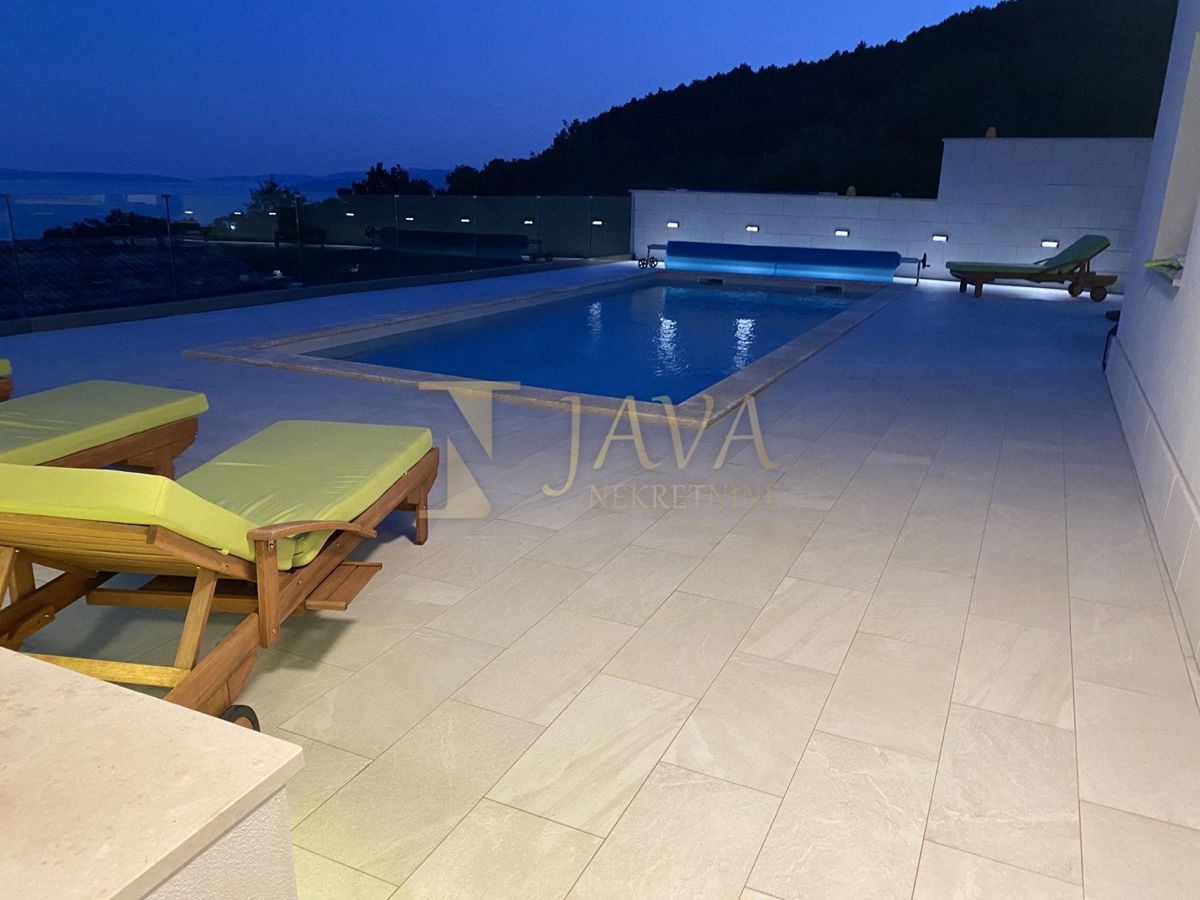 Hiša Bregi, Matulji, 300m2