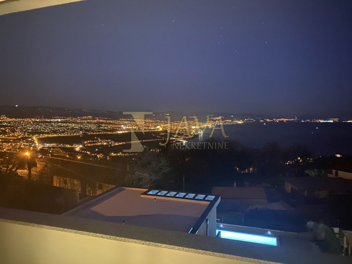 Hiša Bregi, Matulji, 300m2