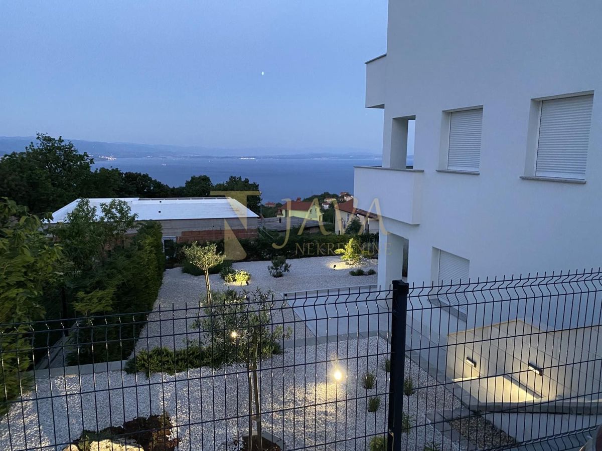 Hiša Bregi, Matulji, 300m2