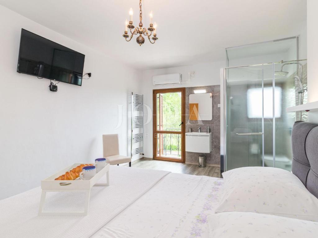 Hiša Karojba, 208m2