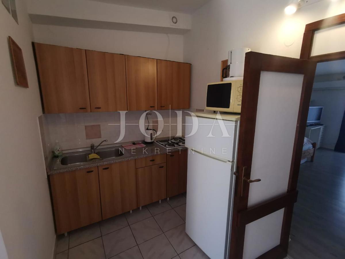 Hiša Stinica, Senj, 100m2