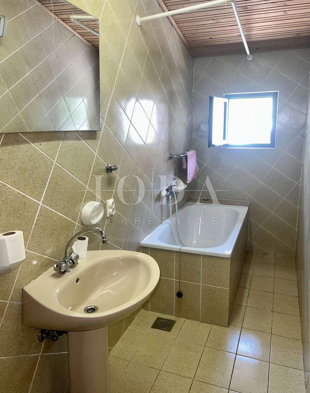 Hiša Drivenik, Vinodolska Općina, 100m2