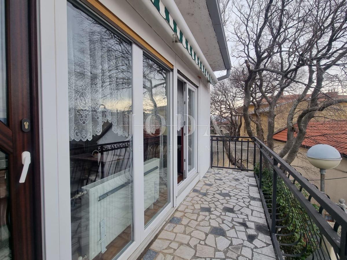Hiša Novi Vinodolski, 250m2