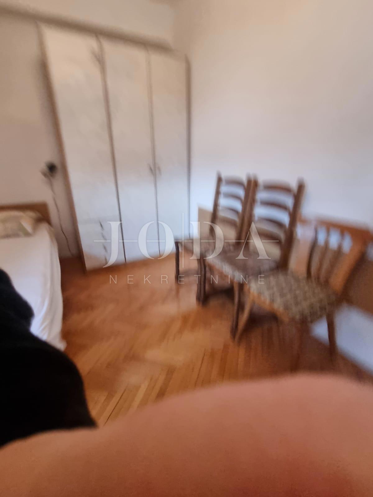 Hiša Novi Vinodolski, 250m2