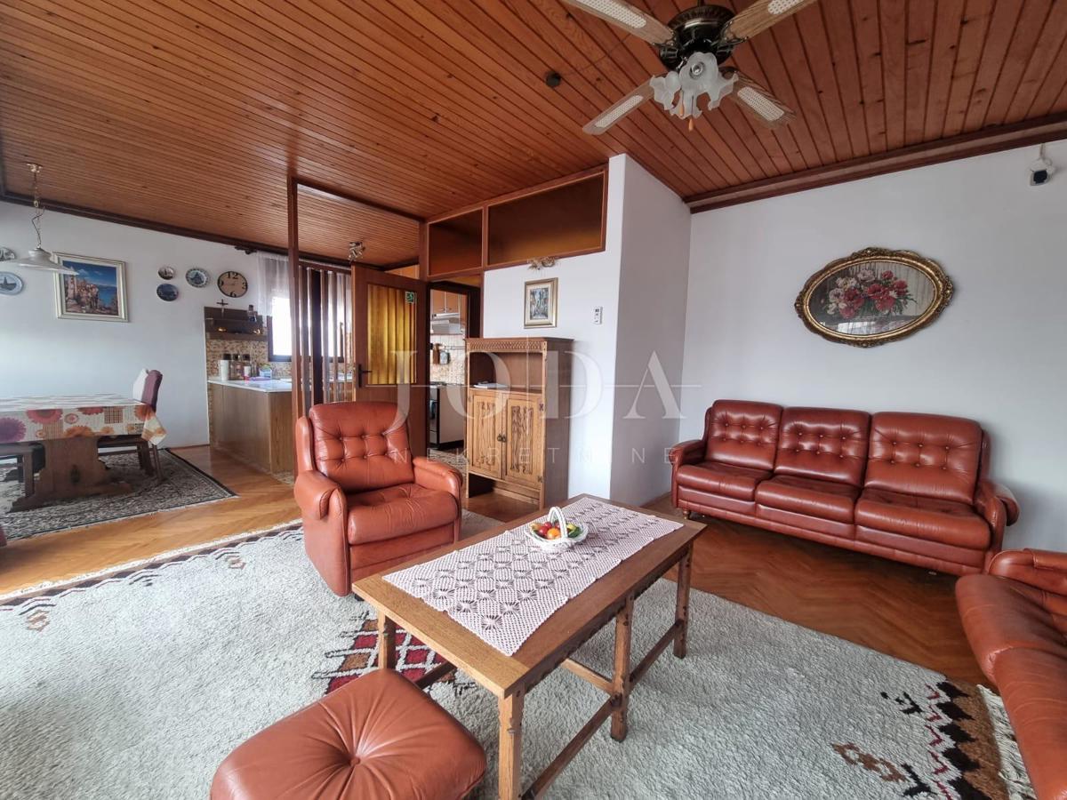 Hiša Novi Vinodolski, 250m2