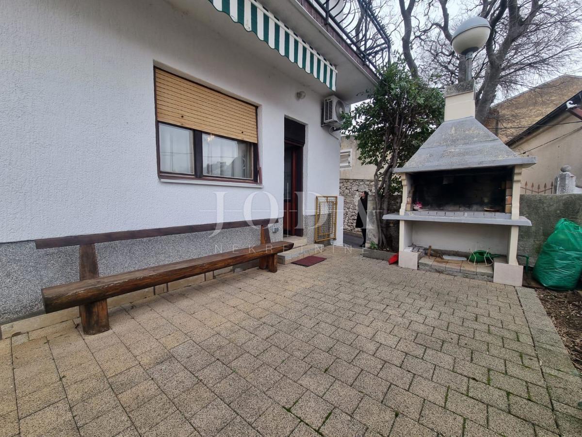 Hiša Novi Vinodolski, 250m2