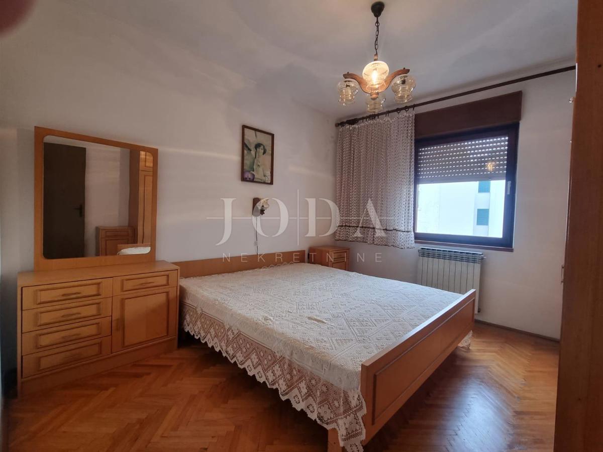 Hiša Novi Vinodolski, 250m2