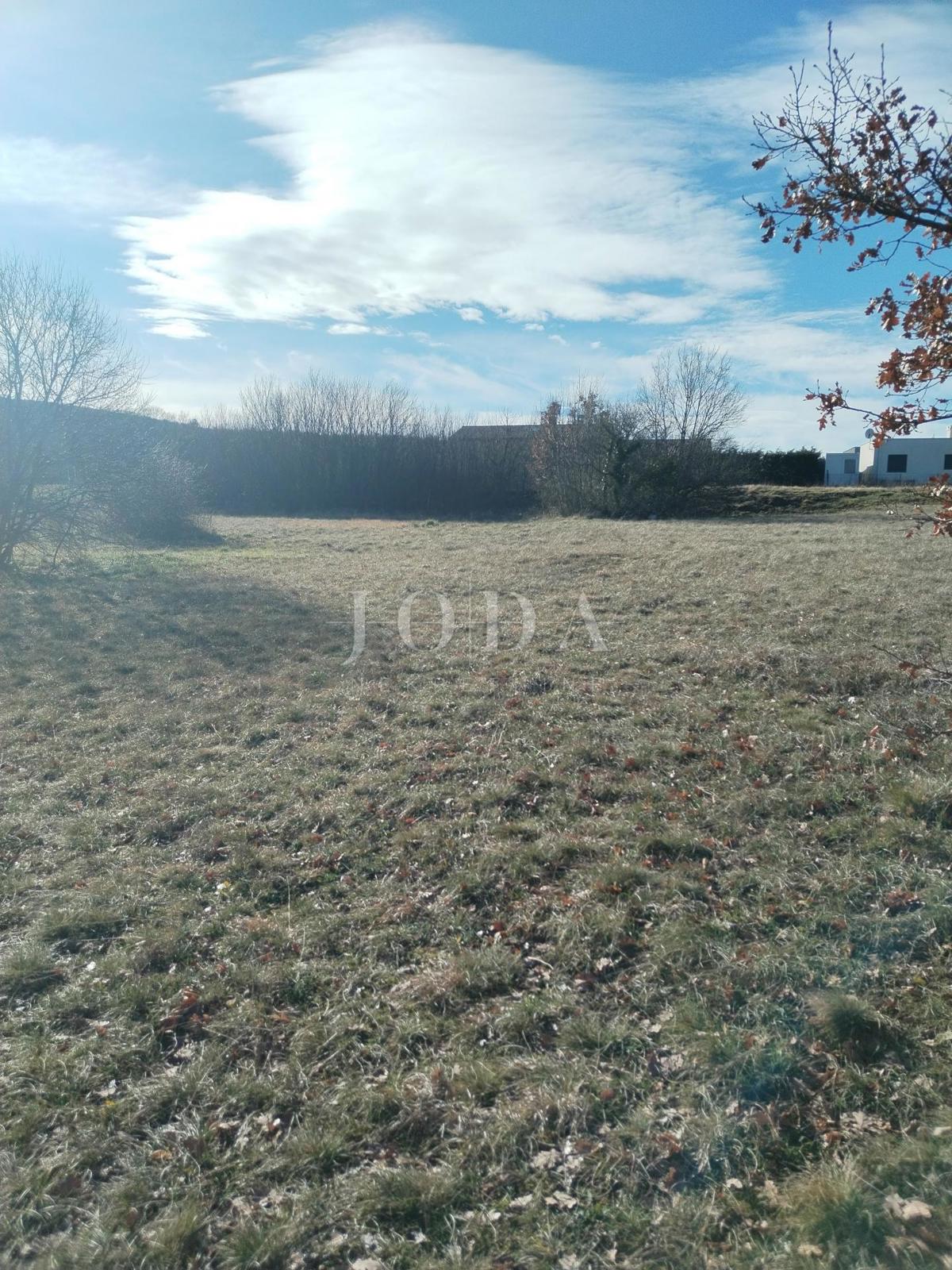 Zemljišče Labin, 1.185m2