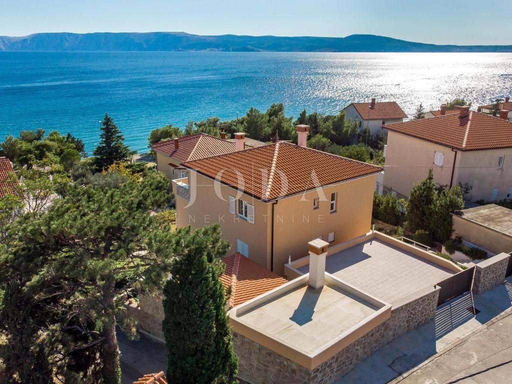 Hiša Novi Vinodolski, 300m2