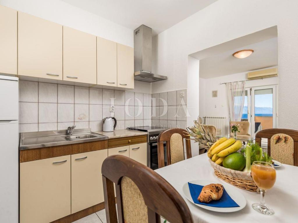 Hiša Novi Vinodolski, 300m2