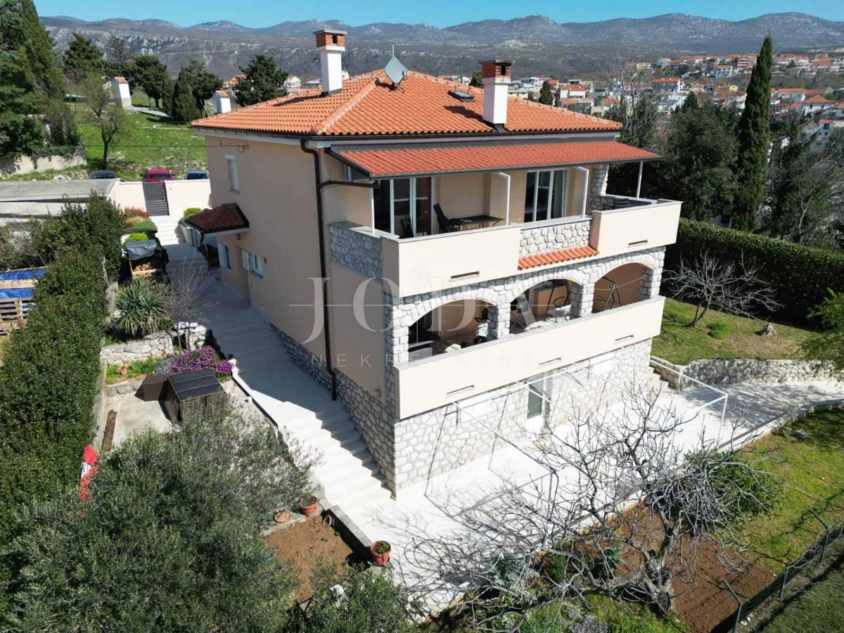 Hiša Novi Vinodolski, 300m2