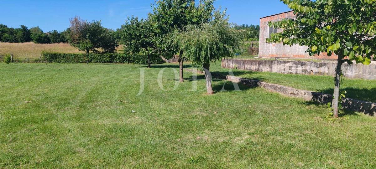 Zemljišče Labin, 550m2