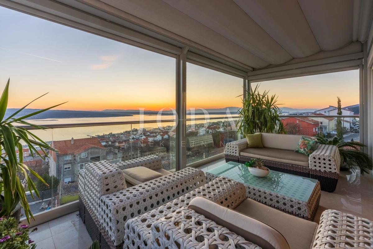 Edinstven penthouse za prodajo v Crikvenici