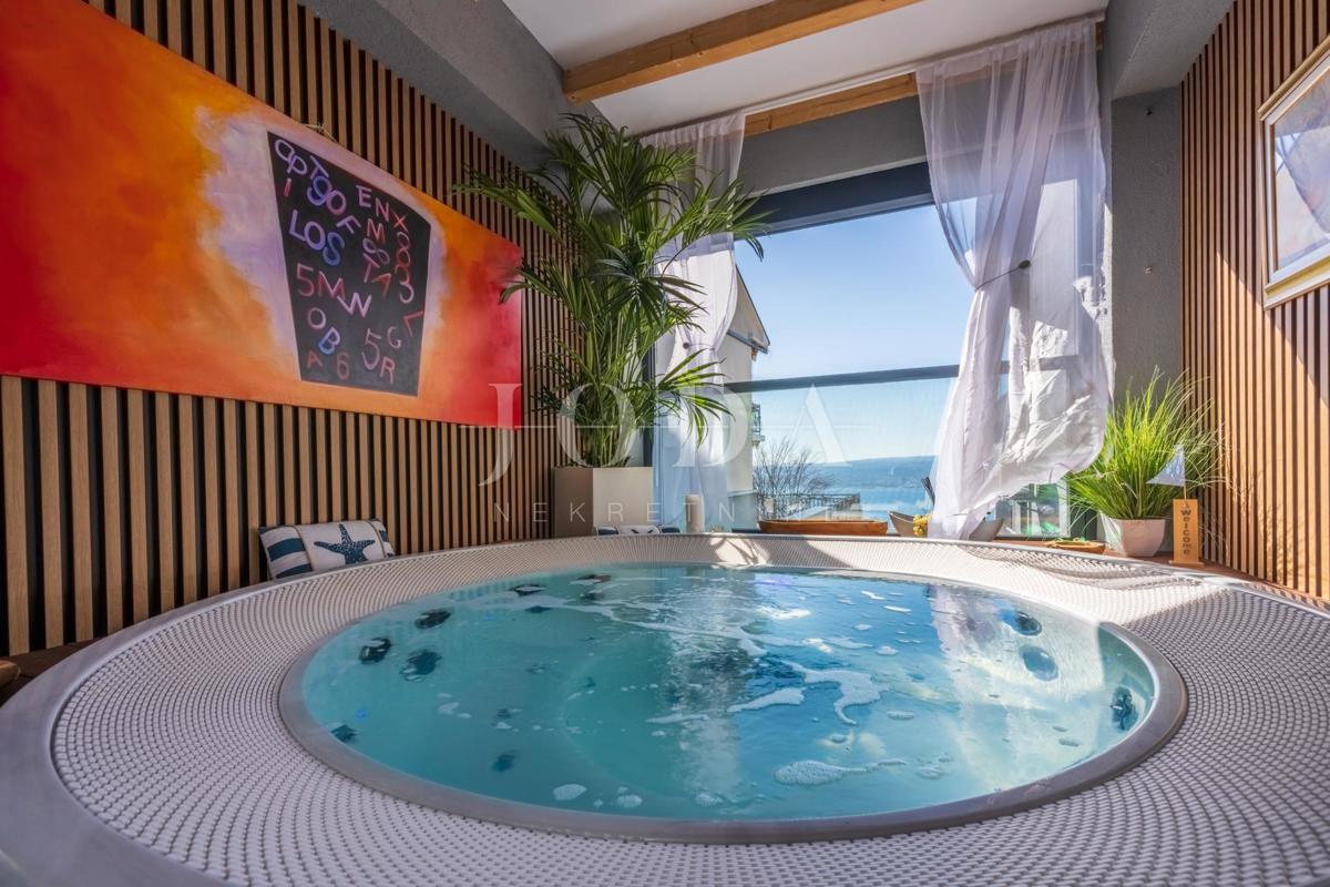 Edinstven penthouse za prodajo v Crikvenici
