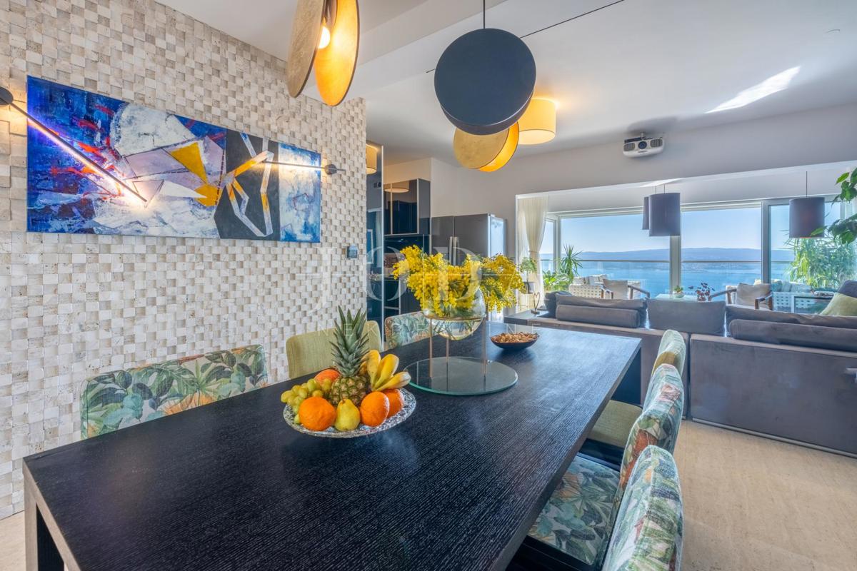 Edinstven penthouse za prodajo v Crikvenici