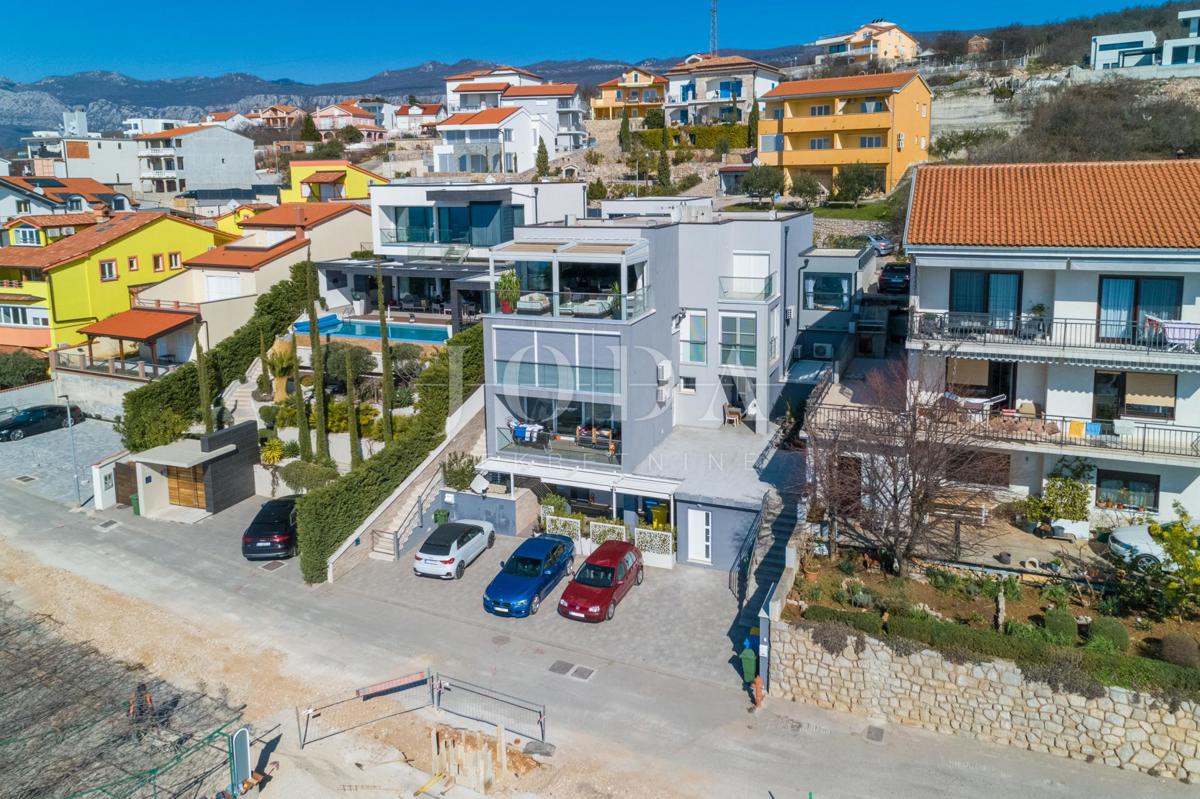 Edinstven penthouse za prodajo v Crikvenici
