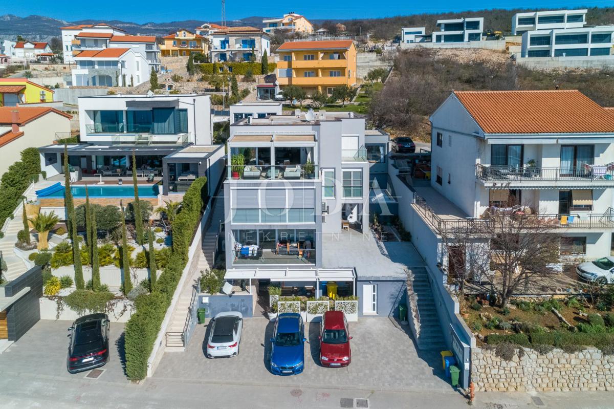Edinstven penthouse za prodajo v Crikvenici