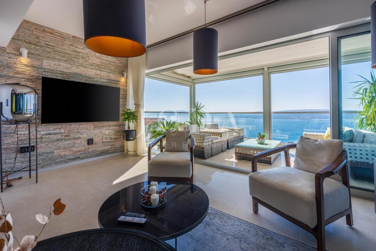 Edinstven penthouse za prodajo v Crikvenici