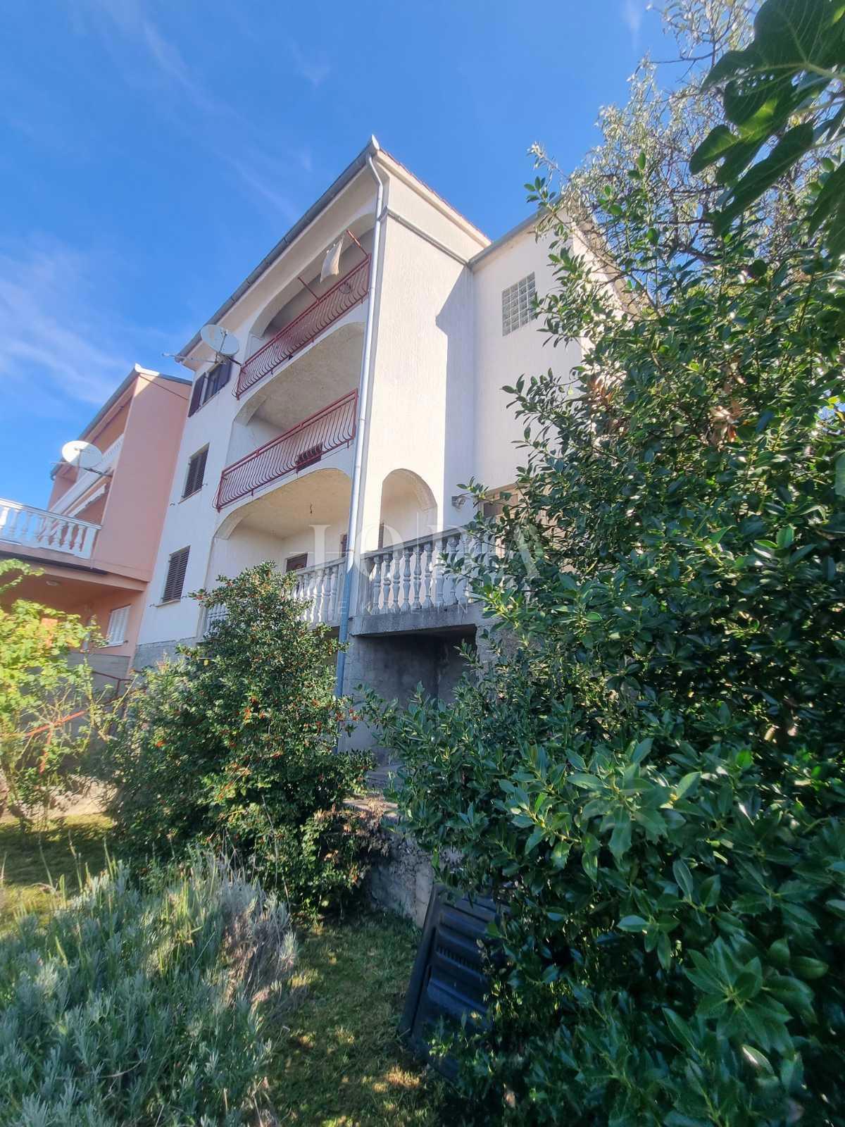 Hiša Senj, 258m2