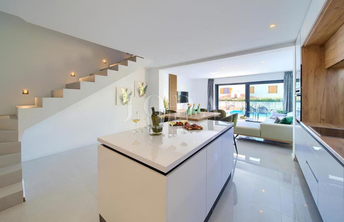 Luksuzni apartma v Malinski