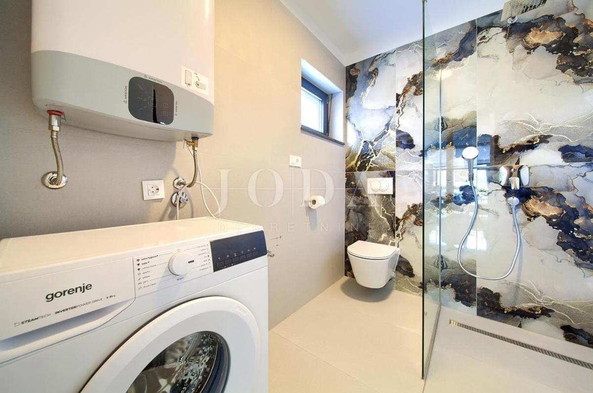 Luksuzni apartma v Malinski