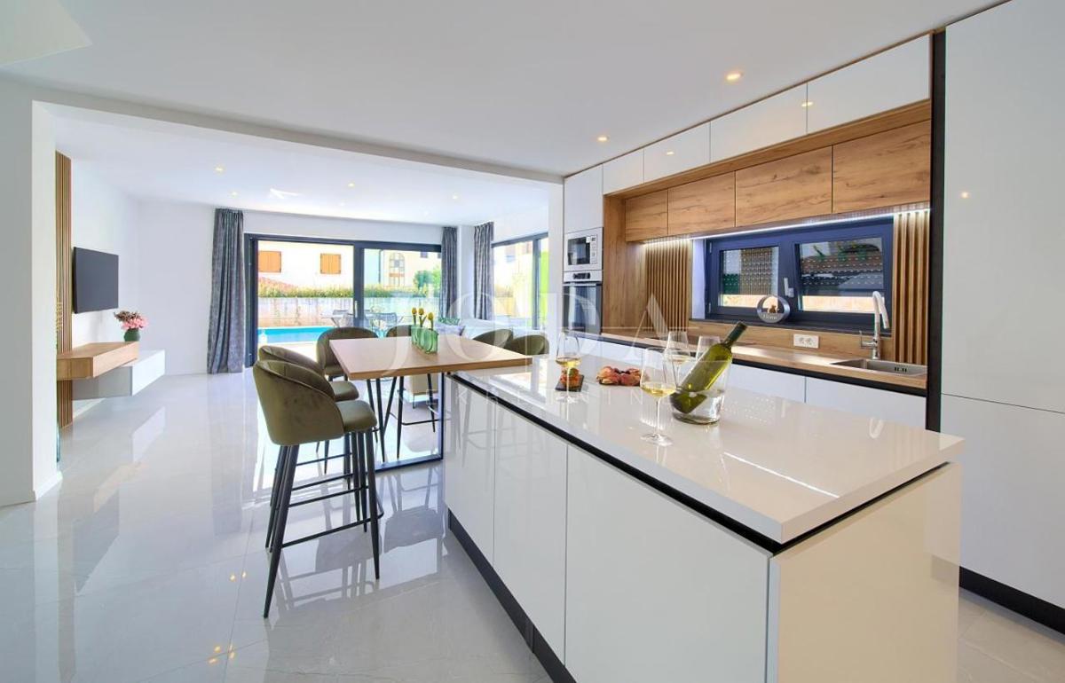 Luksuzni apartma v Malinski