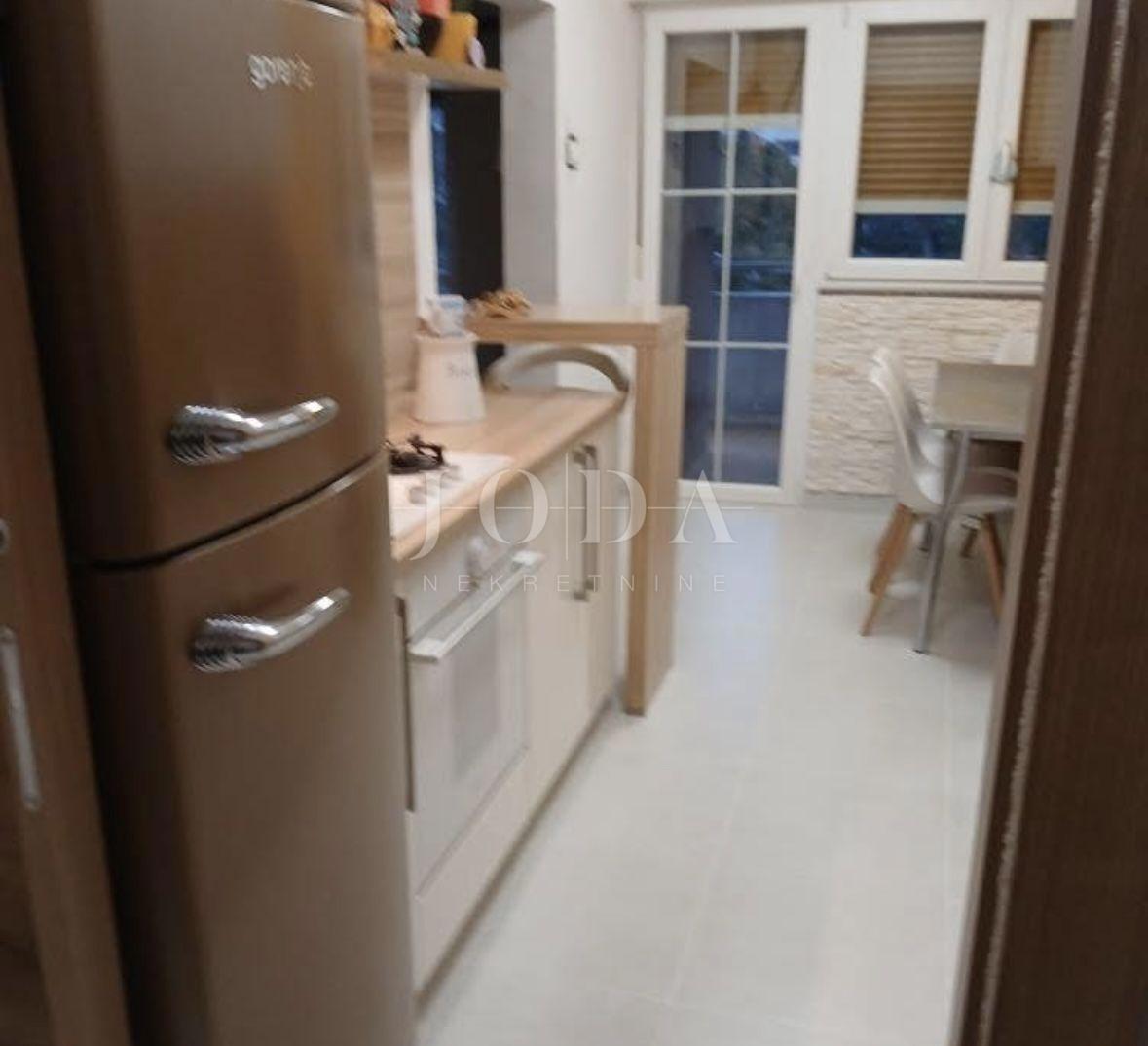 Stanovanje Labin, 80m2