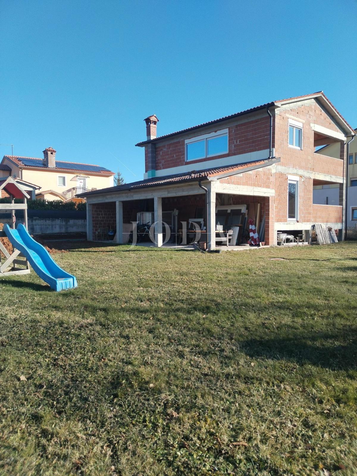 Hiša Labin, 172m2
