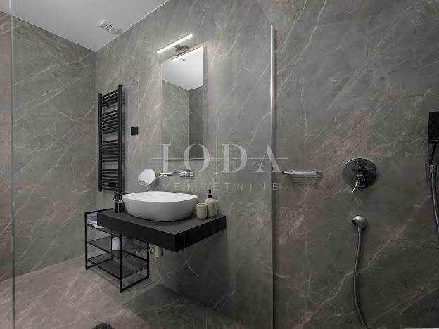 Hiša Grožnjan, 300m2